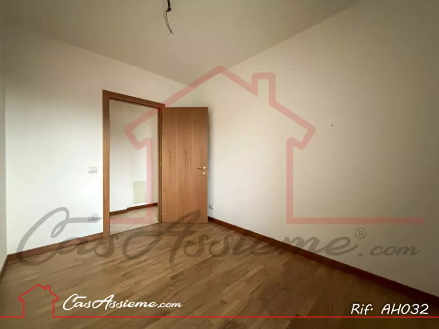 Immagine 17 di Appartamento in vendita  a Rossano Veneto