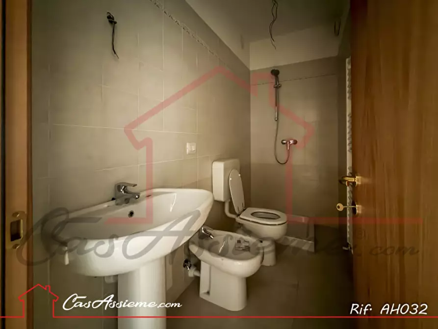 Immagine 18 di Appartamento in vendita  a Rossano Veneto