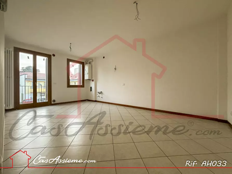 Immagine 2 di Appartamento in vendita  a Rossano Veneto