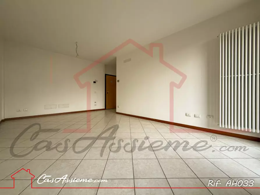 Immagine 4 di Appartamento in vendita  a Rossano Veneto