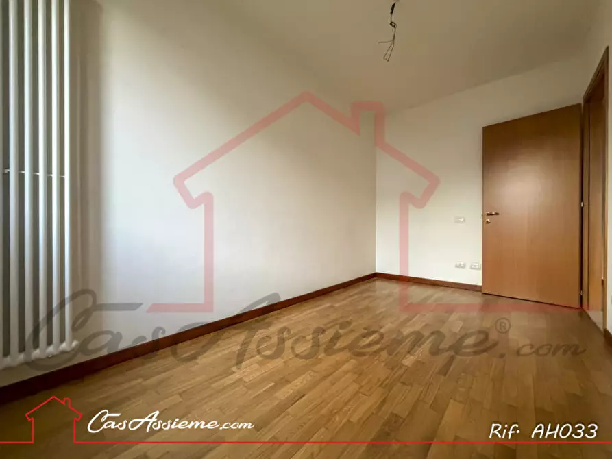 Immagine 15 di Appartamento in vendita  a Rossano Veneto