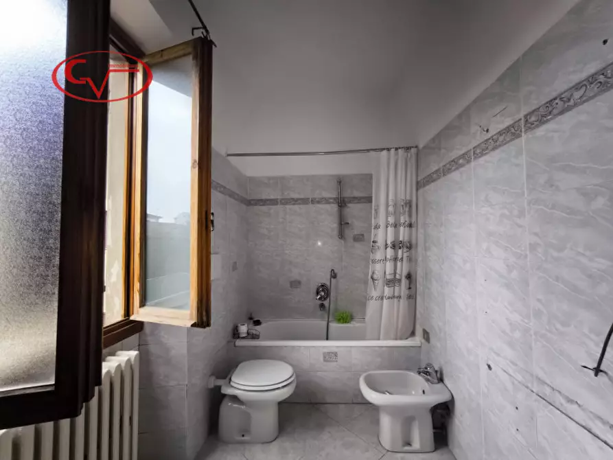 Immagine 10 di Appartamento in vendita  in Via Napoli a San Giovanni Valdarno