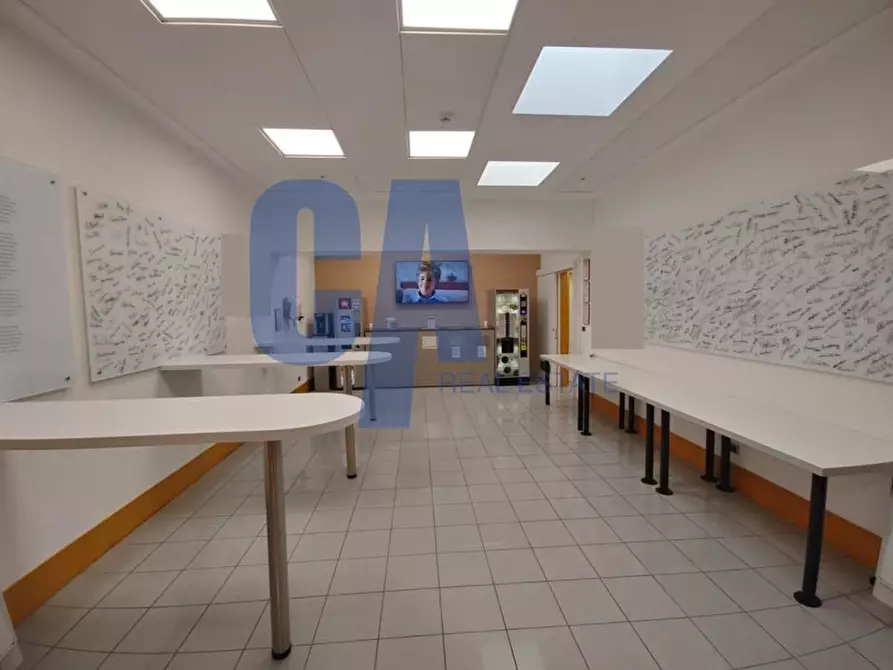 Immagine 13 di Ufficio in affitto  in VIA PERUGINO a Cologno Monzese