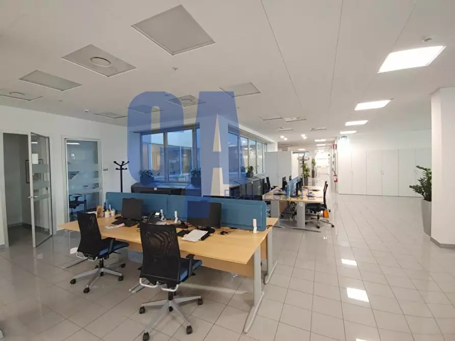 Immagine 3 di Ufficio in affitto  in VIA PERUGINO a Cologno Monzese