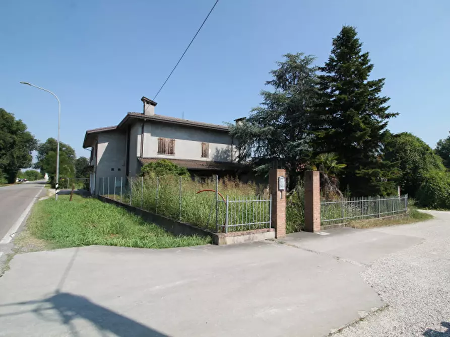 Immagine 1 di Casa bifamiliare in vendita  in Via San Daniele a Torreglia