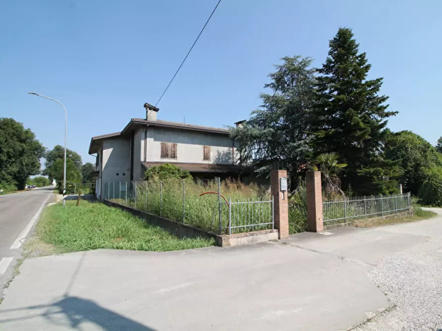 Immagine 4 di Casa bifamiliare in vendita  in Via San Daniele a Torreglia