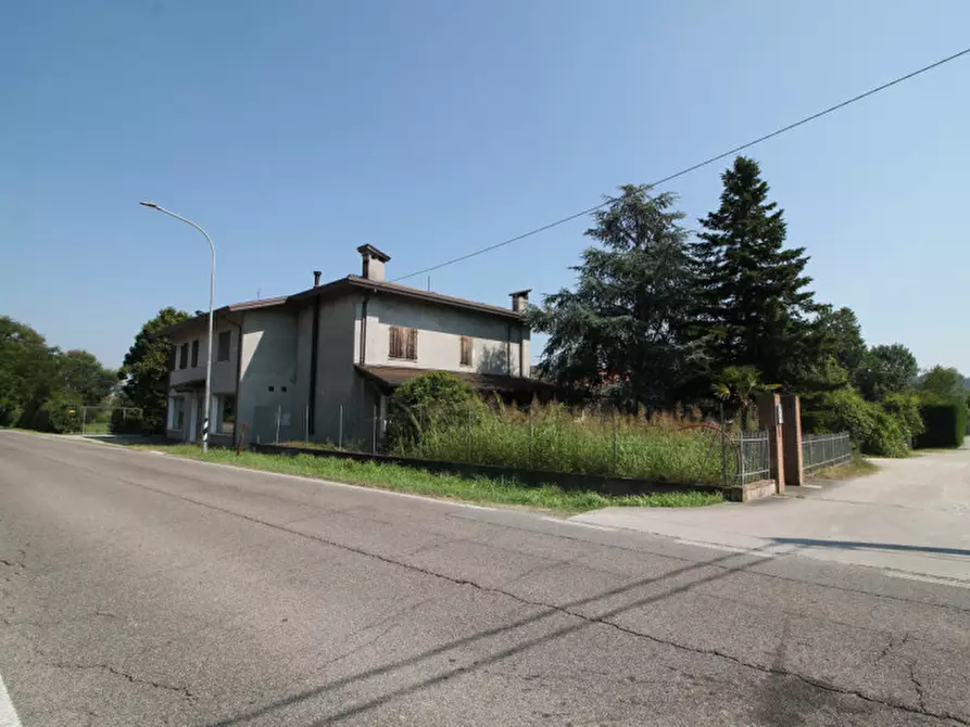 Immagine 5 di Casa bifamiliare in vendita  in Via San Daniele a Torreglia