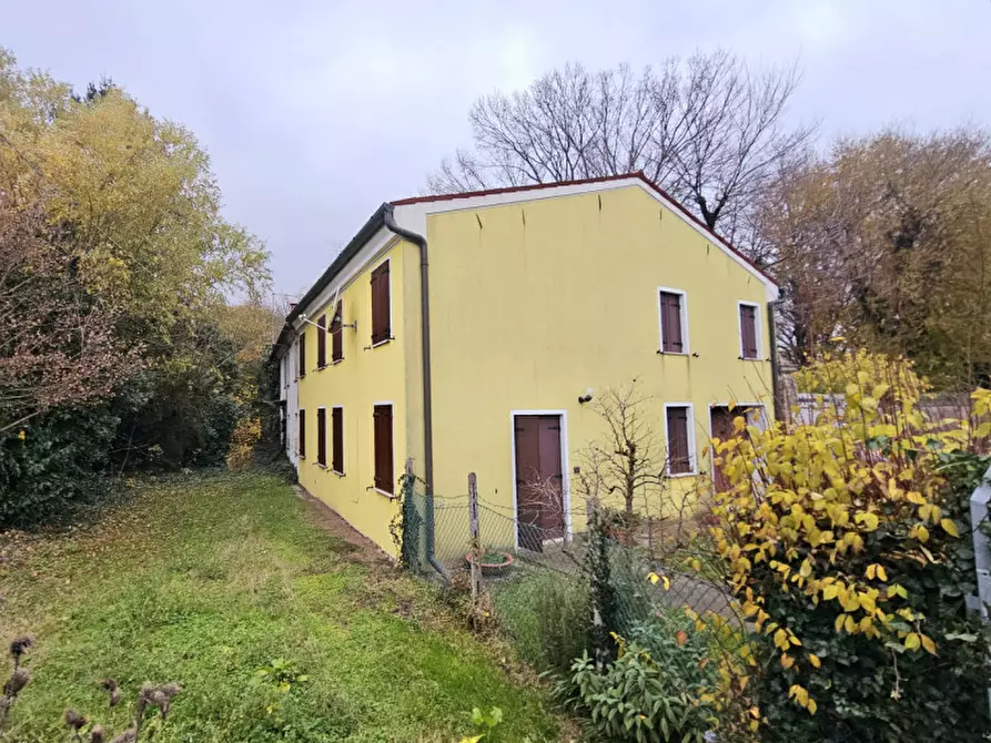 Immagine 7 di Casa bifamiliare in vendita  in VIA PONTICELLI a Granze