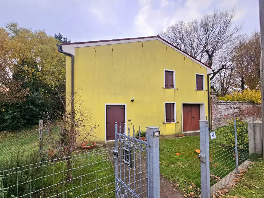 Immagine 11 di Casa bifamiliare in vendita  in VIA PONTICELLI a Granze