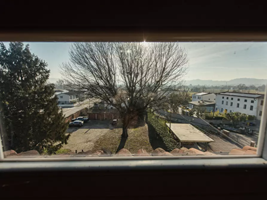Immagine 10 di Appartamento in vendita  in Strada dei Pizzolati a Vicenza