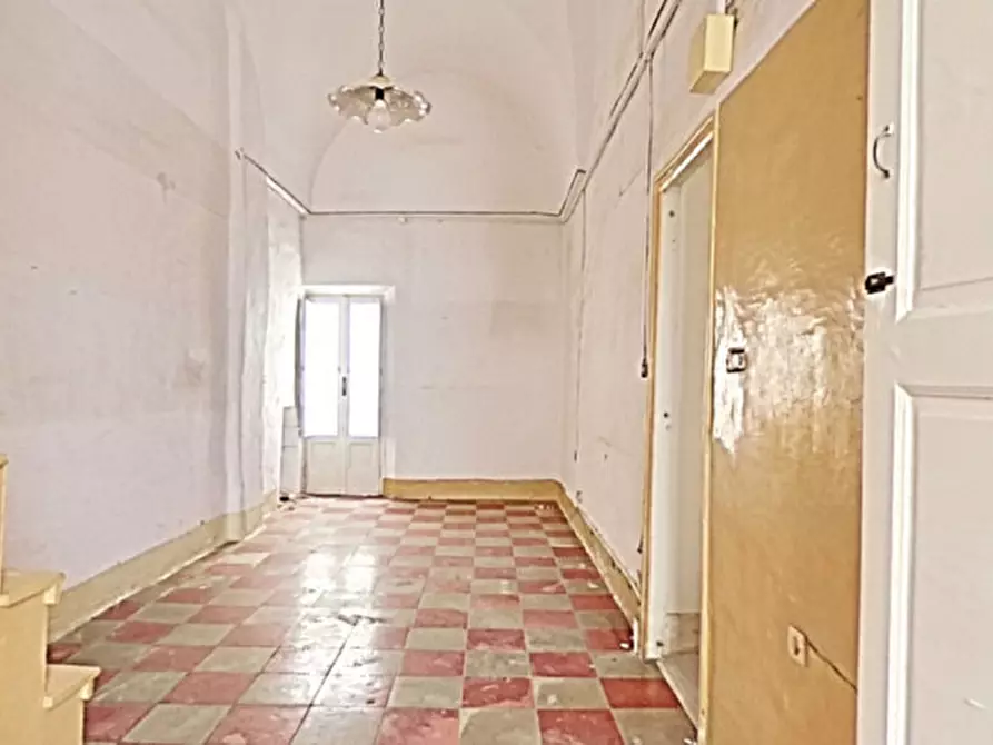 Immagine 3 di Villetta a schiera in vendita  in piazza mercato Vecchio 15 a Fasano