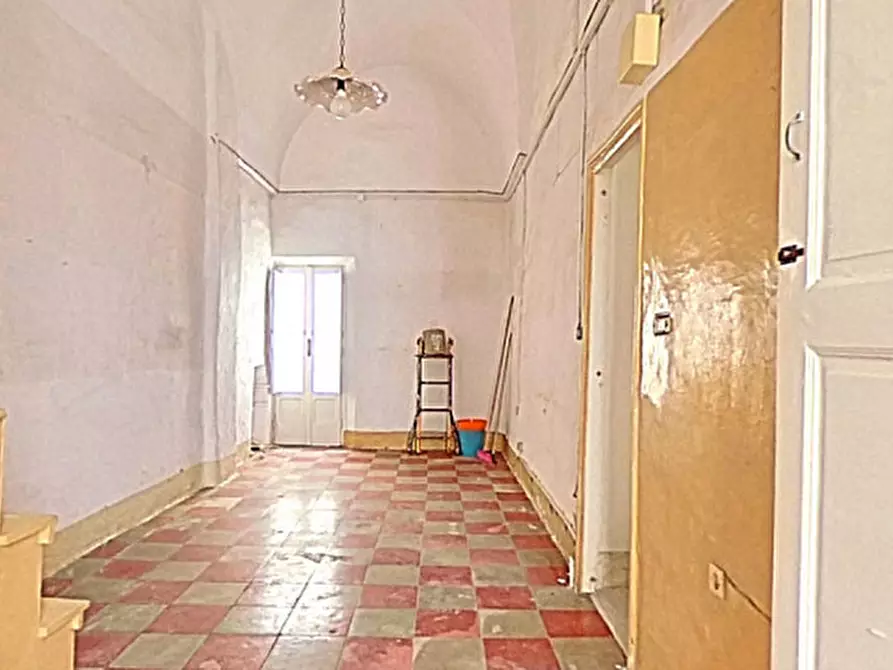 Immagine 13 di Villetta a schiera in vendita  in piazza mercato Vecchio 15 a Fasano