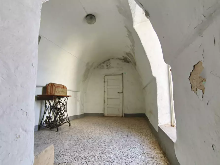 Immagine 21 di Villetta a schiera in vendita  in piazza mercato Vecchio 15 a Fasano