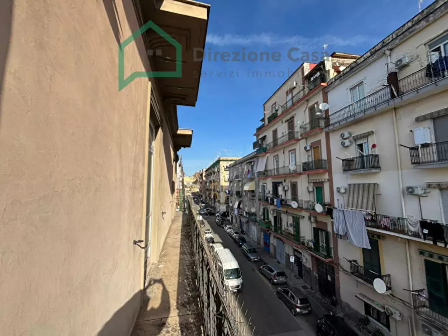 Immagine 39 di Appartamento in affitto  in via c.lahalle,17 a Napoli
