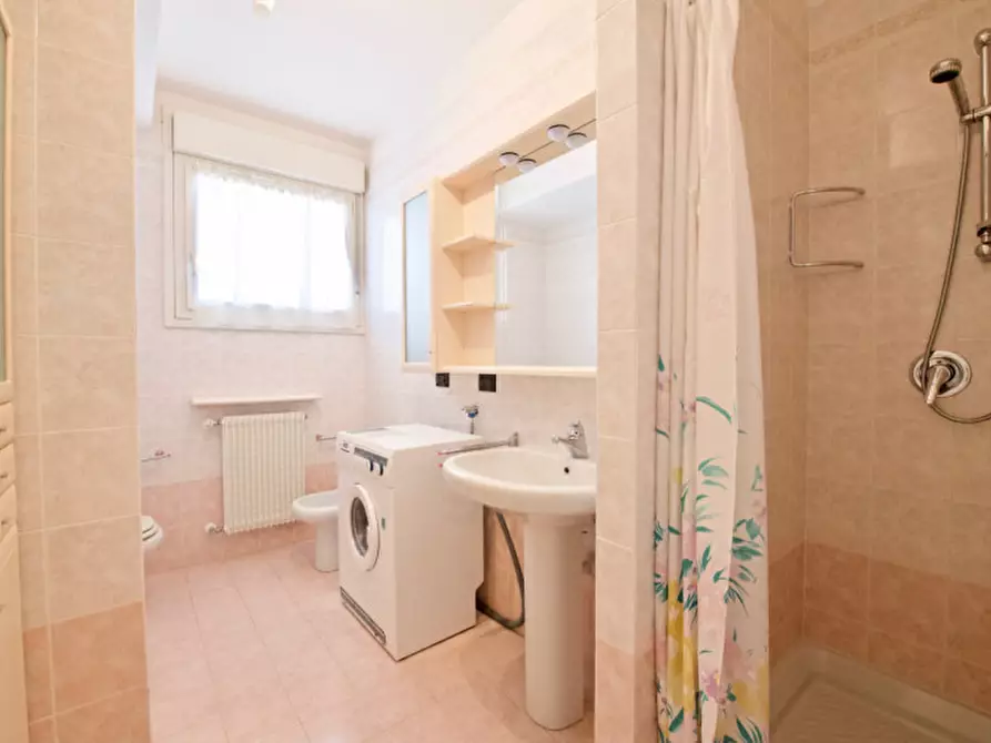 Immagine 23 di Appartamento in vendita  a Jesolo