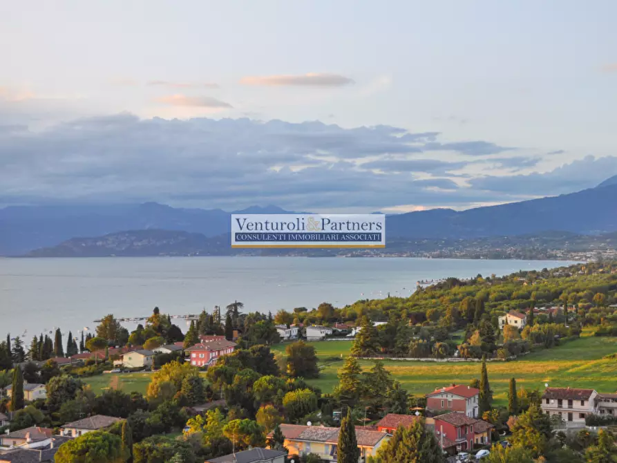 Immagine 2 di Rustico / casale in vendita  in Via Castello a Padenghe Sul Garda