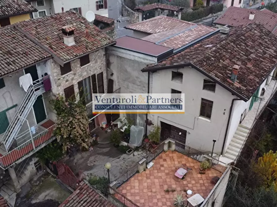 Immagine 6 di Rustico / casale in vendita  in Via Castello a Padenghe Sul Garda