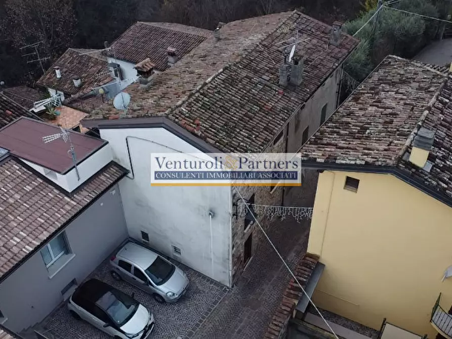 Immagine 8 di Rustico / casale in vendita  in Via Castello a Padenghe Sul Garda