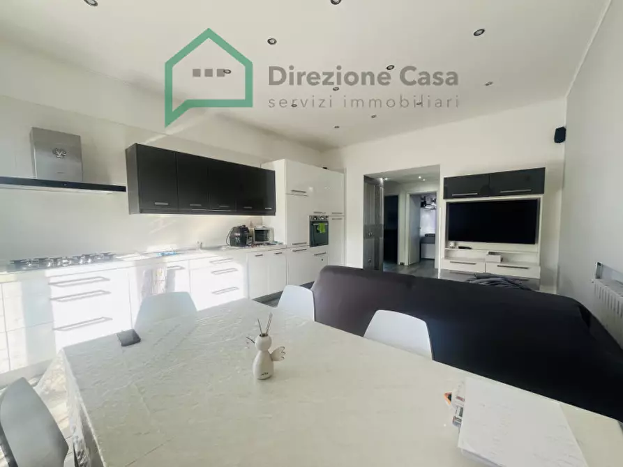 Immagine 5 di Appartamento in affitto  in Via Alessandro Volta a Napoli