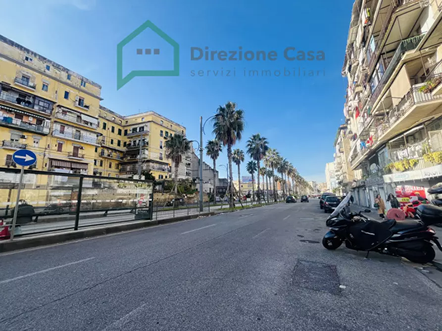 Immagine 15 di Appartamento in affitto  in Via Alessandro Volta a Napoli