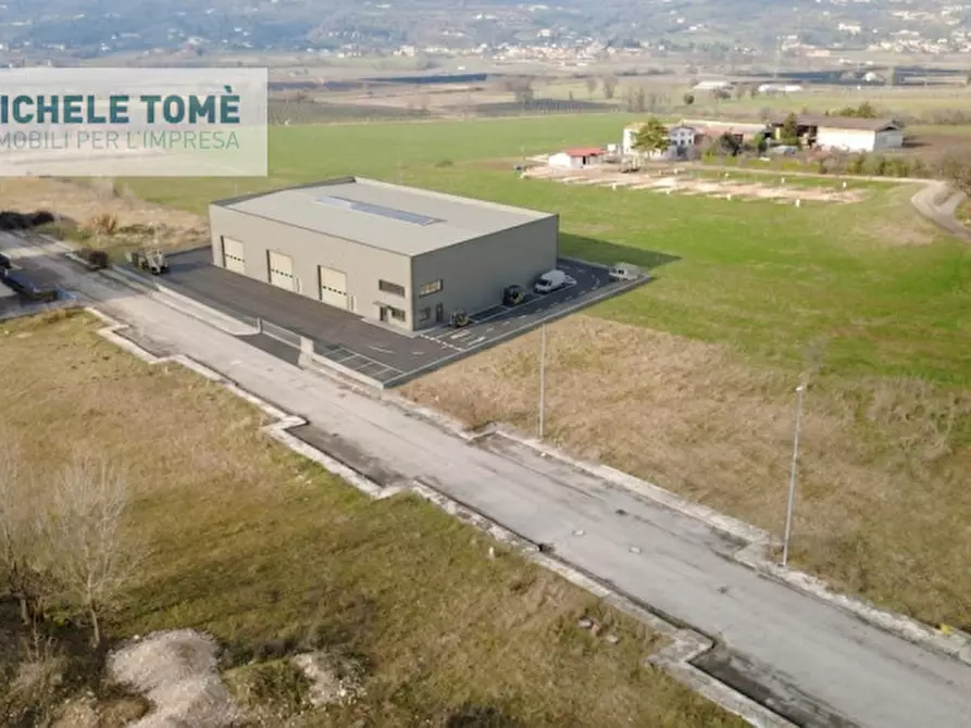 Immagine 2 di Terreno in vendita  in Circumvallazione Bran a Caprino Veronese