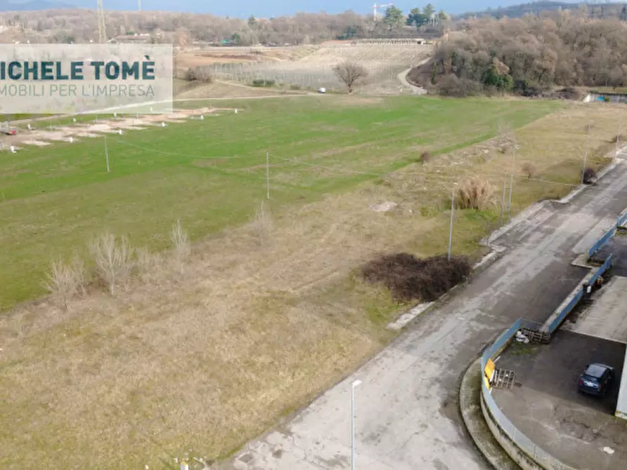Immagine 8 di Terreno in vendita  in Circumvallazione Bran a Caprino Veronese