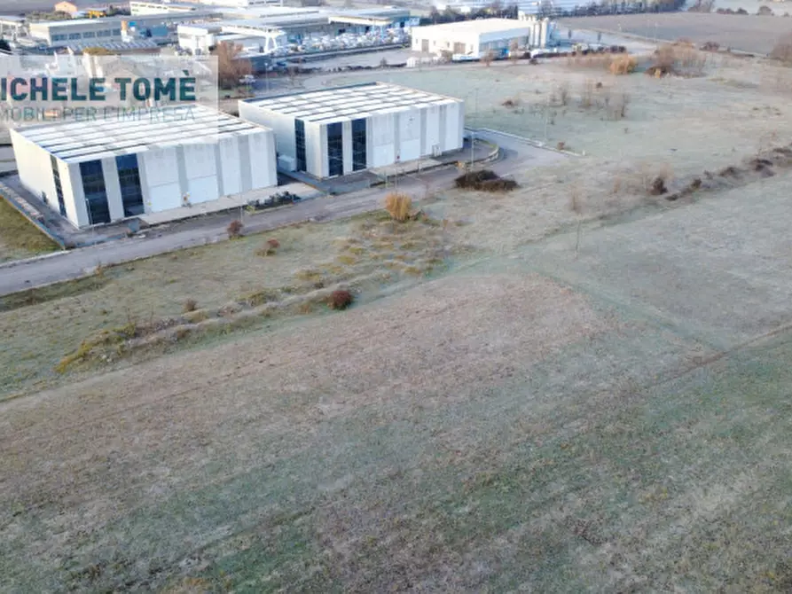 Immagine 15 di Terreno in vendita  in Circumvallazione Bran a Caprino Veronese