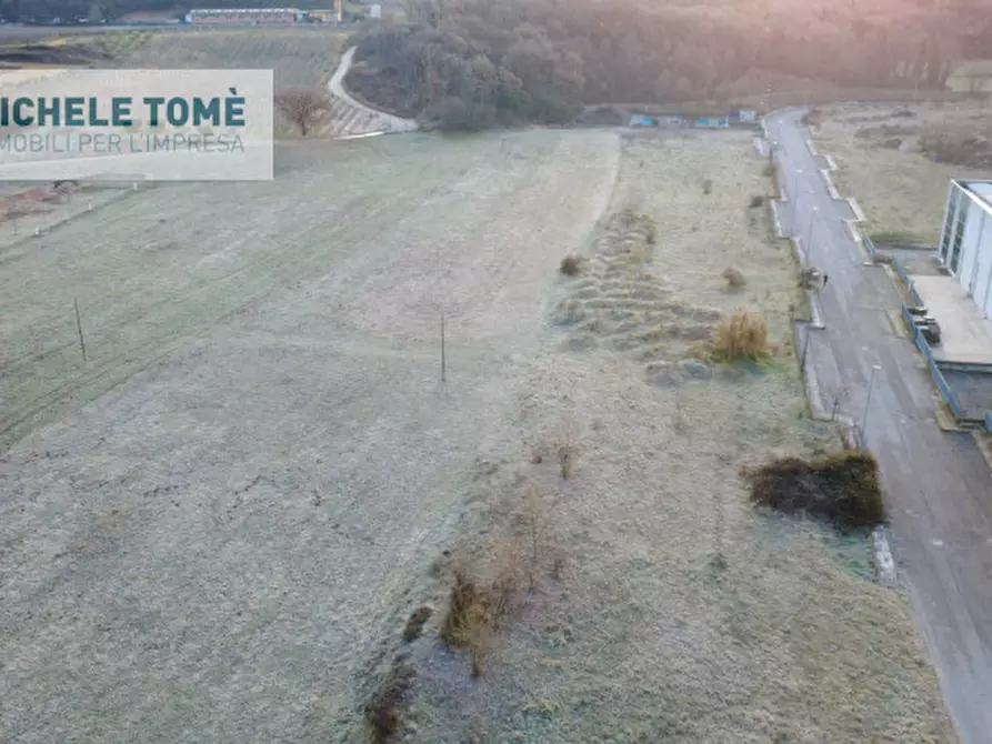 Immagine 18 di Terreno in vendita  in Circumvallazione Bran a Caprino Veronese