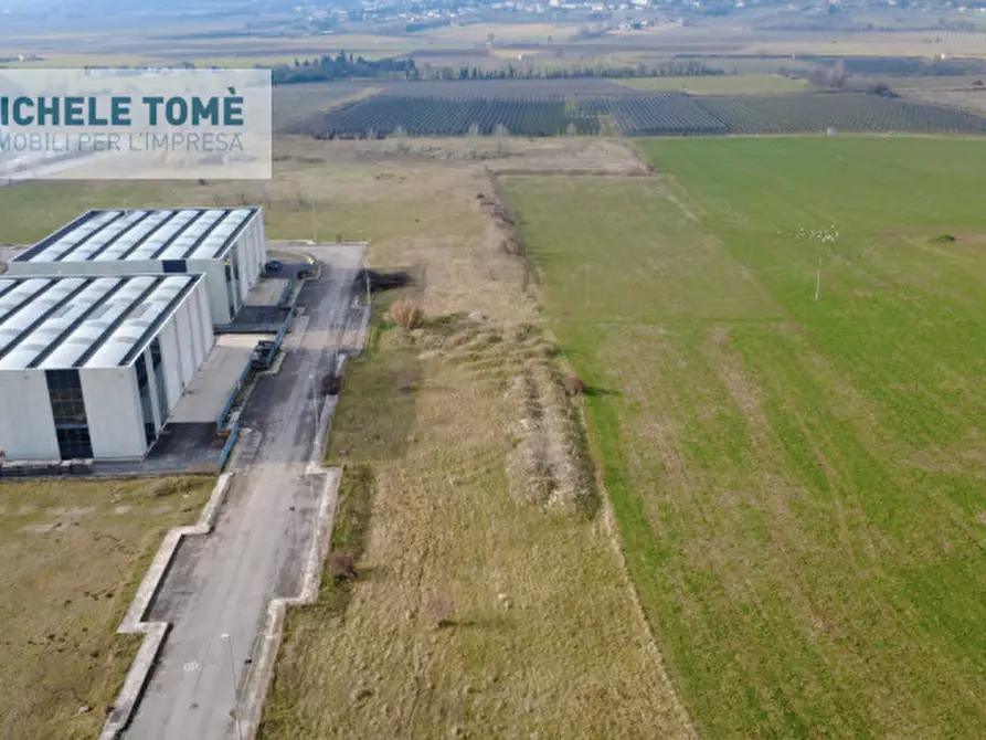 Immagine 31 di Terreno in vendita  in Circumvallazione Bran a Caprino Veronese