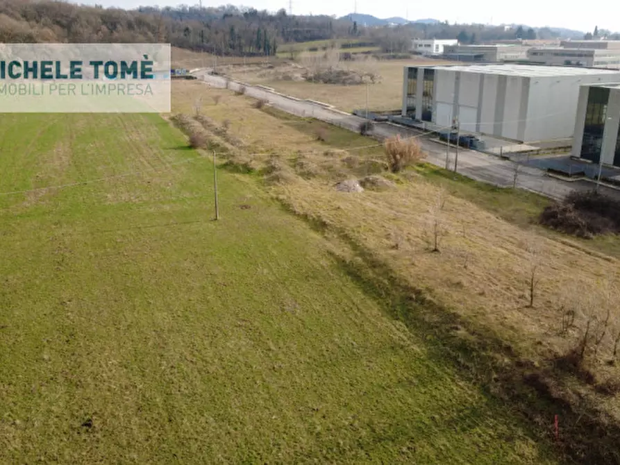 Immagine 3 di Terreno in vendita  in Circumvallazione Bran a Caprino Veronese