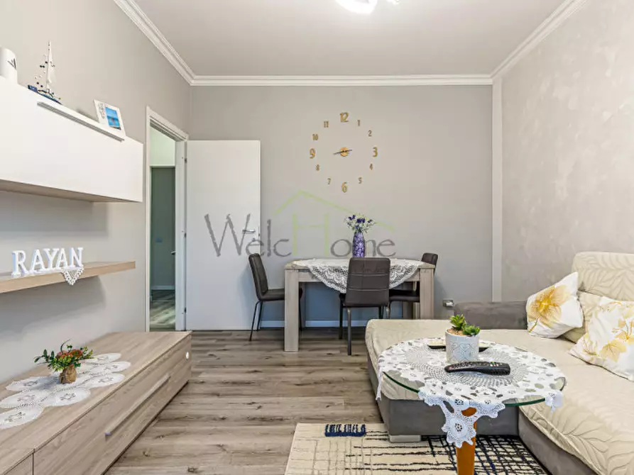 Immagine 11 di Appartamento in vendita  a Tavernerio