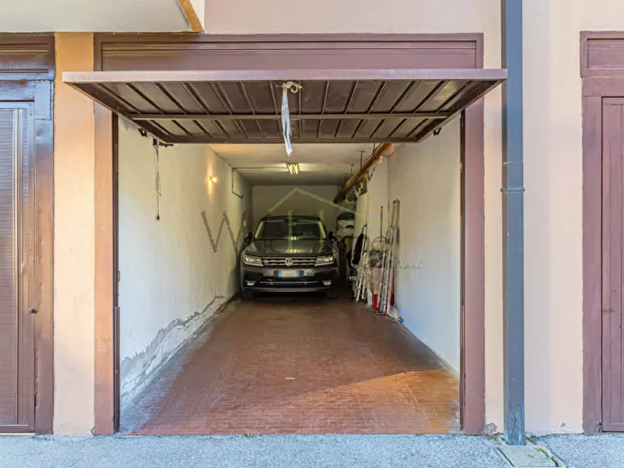 Immagine 18 di Appartamento in vendita  a Tavernerio