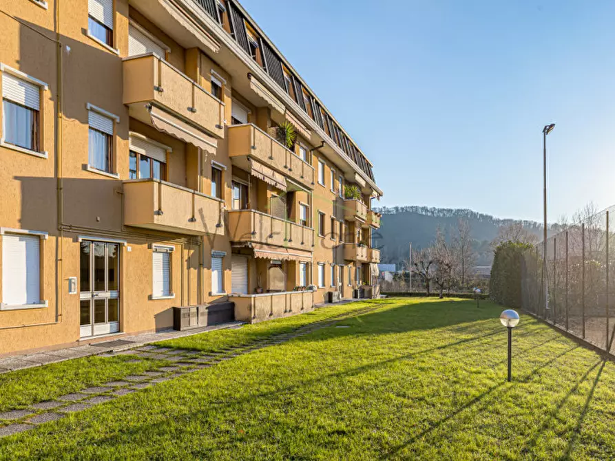 Immagine 20 di Appartamento in vendita  a Tavernerio