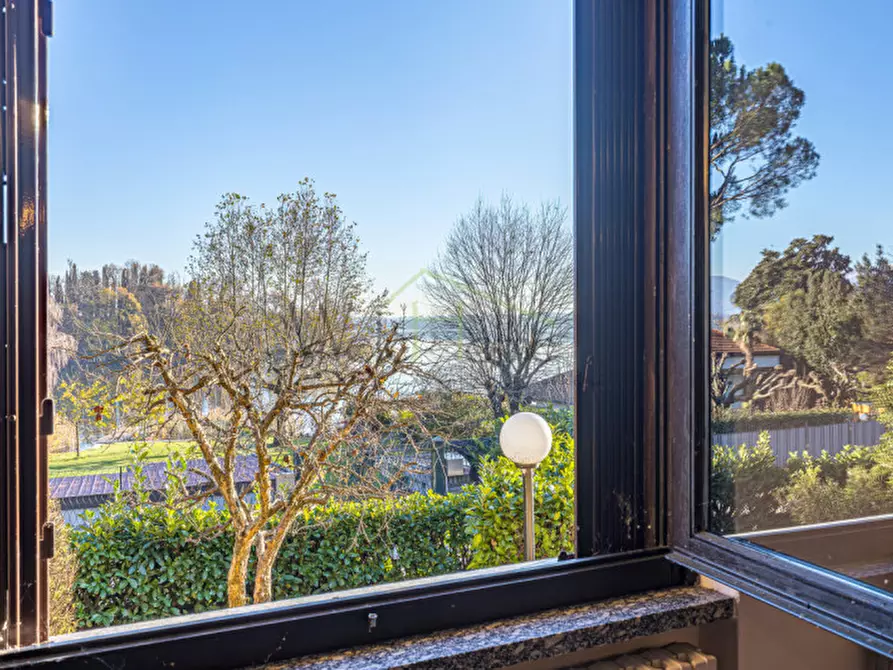 Immagine 16 di Casa bifamiliare in vendita  a Pusiano