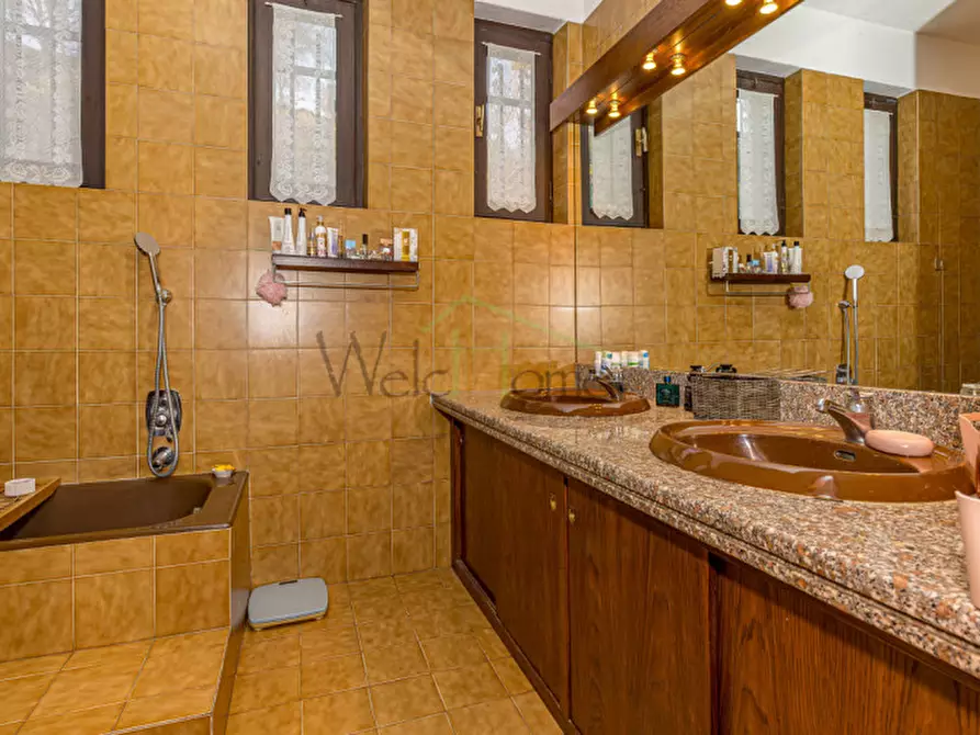 Immagine 26 di Casa bifamiliare in vendita  a Pusiano