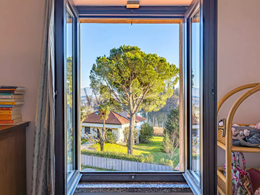 Immagine 34 di Casa bifamiliare in vendita  a Pusiano