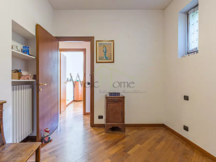 Immagine 40 di Casa bifamiliare in vendita  a Pusiano