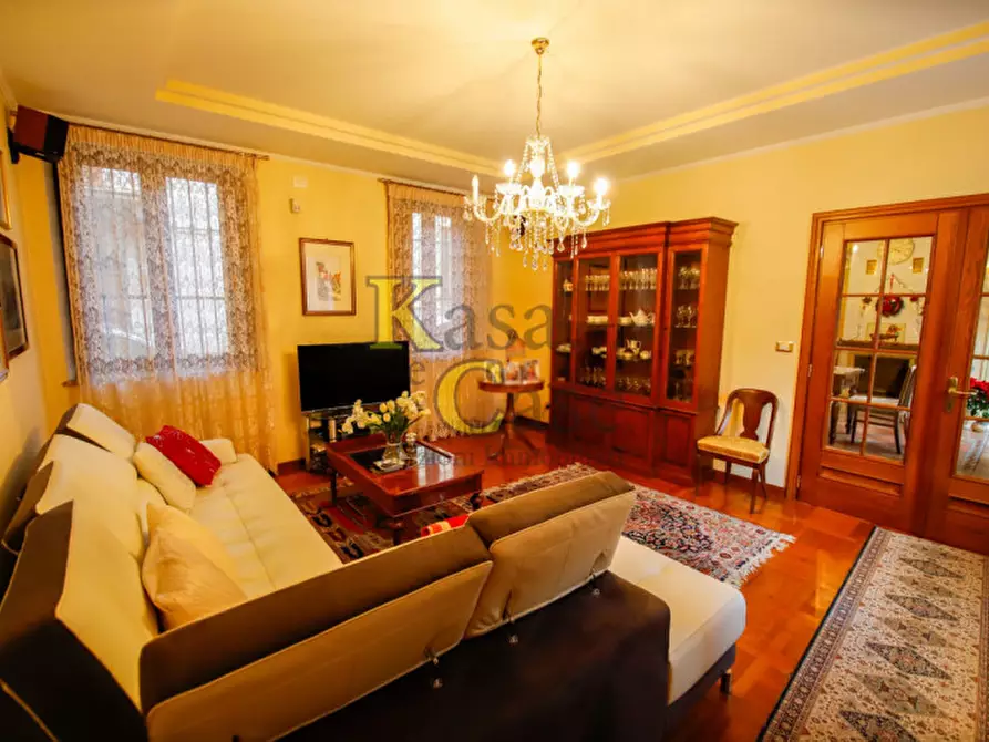 Immagine 6 di Casa indipendente in vendita  a Torino