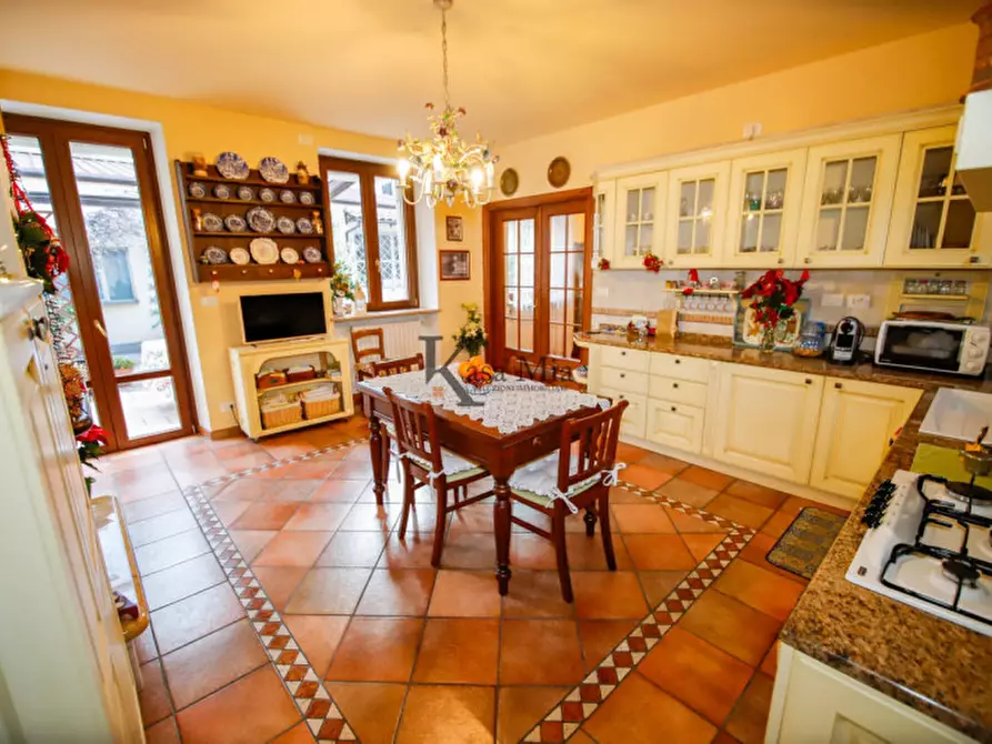 Immagine 7 di Casa indipendente in vendita  in via villar 16 a Torino