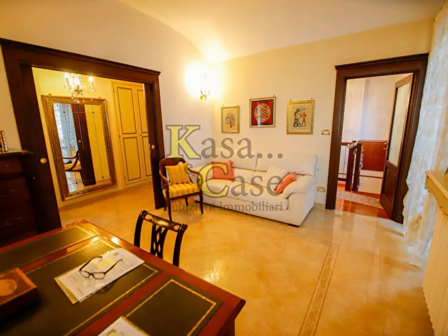 Immagine 11 di Casa indipendente in vendita  a Torino