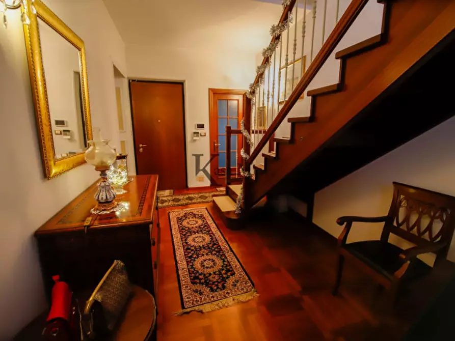 Immagine 14 di Casa indipendente in vendita  in via villar 16 a Torino