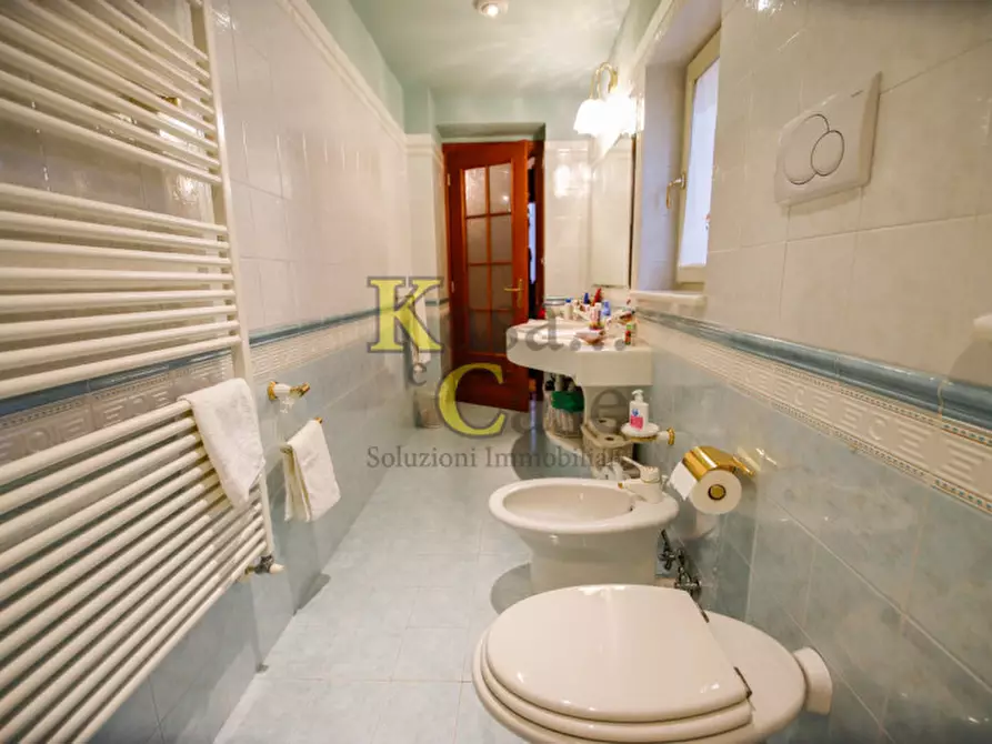 Immagine 26 di Casa indipendente in vendita  a Torino