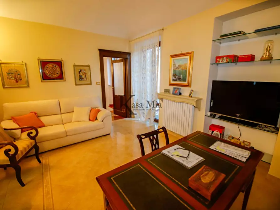 Immagine 27 di Casa indipendente in vendita  in via villar 16 a Torino