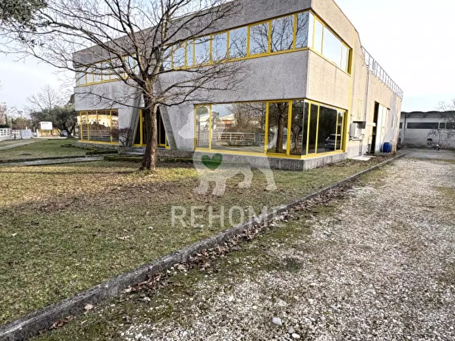 Immagine 1 di Capannone industriale in vendita  in Via del Lavoro, 8 a San Giovanni Al Natisone