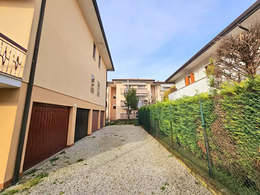 Immagine 16 di Appartamento in vendita  in VIA MARZIALE a Este