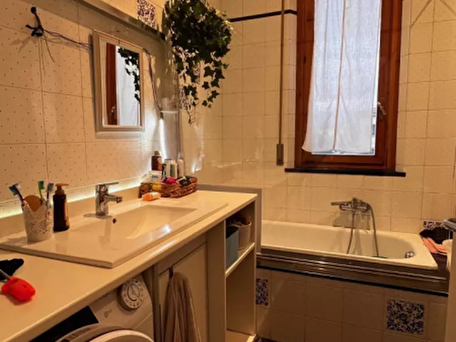 Immagine 12 di Appartamento in affitto  in Via Francesco Petrarca a Montevarchi