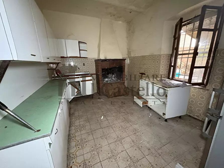 Immagine 4 di Rustico / casale in vendita  a Castiglione Del Lago