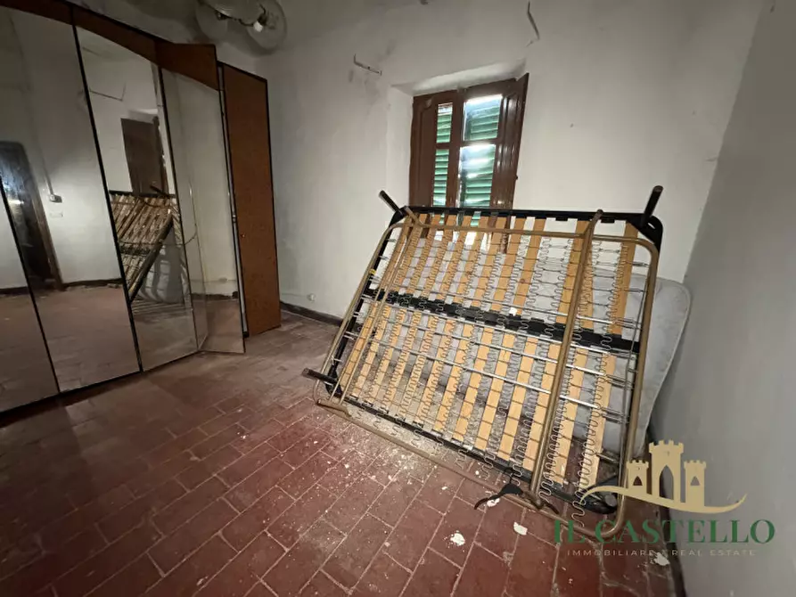 Immagine 8 di Casa indipendente in vendita  a Castiglione Del Lago