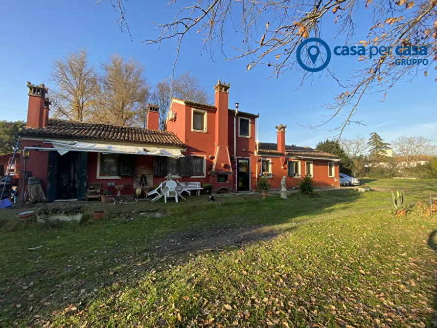 Immagine 1 di Casa indipendente in vendita  in Polesinino, Via Marina a Taglio Di Po