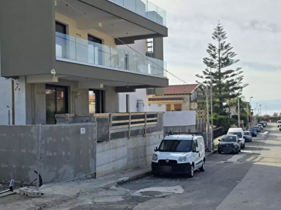 Immagine 2 di Appartamento in vendita  in Via delle Magnolie a Milazzo